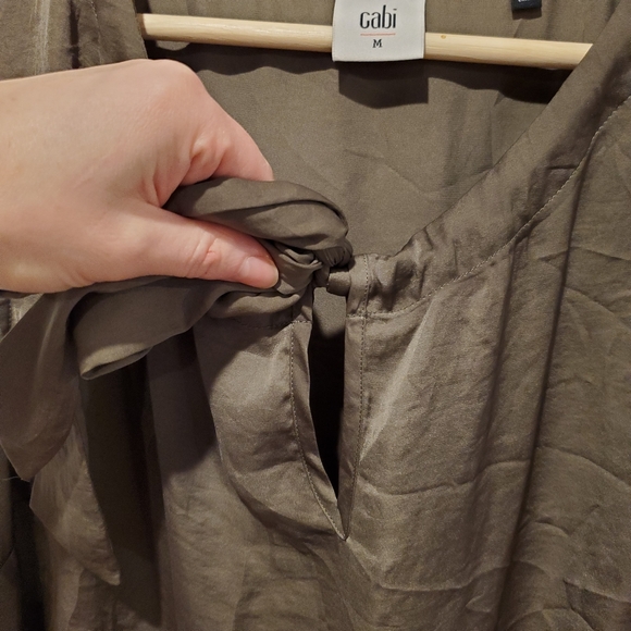 Cabi M tank top olive green oversized long shirt flowy lightweight sleeveless - Picture 11 of 16